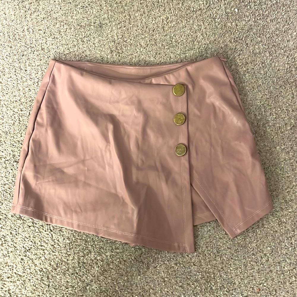 XL LEATHER PINK NUDE SKORT